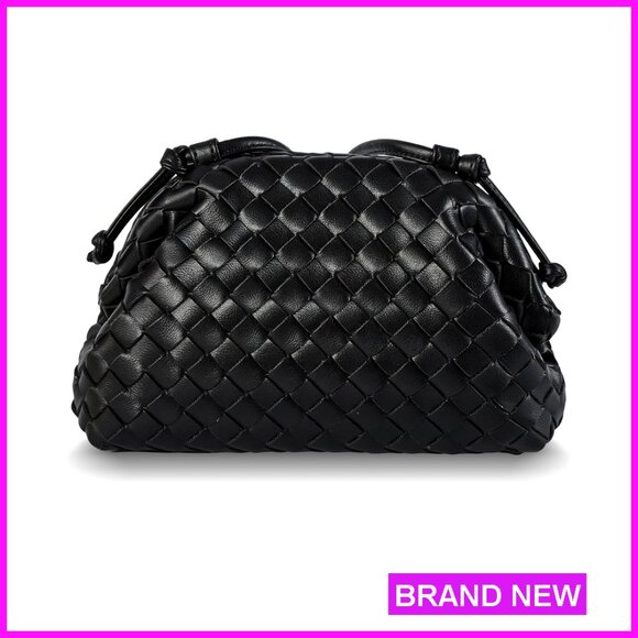 Pleated Vegan Leather Clutch Bag with Magnetic Closure Evening Purse